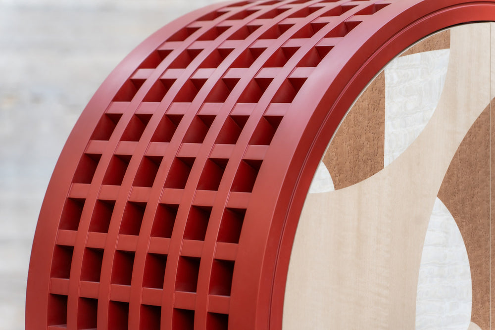 Pavo mini bar in Amber Dusk, detail